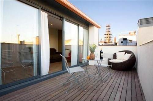 Yıldız futbolcuların dudak uçuklatan evleri