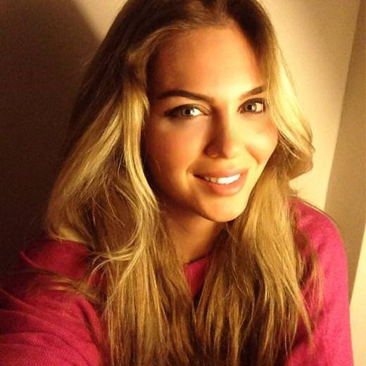 Müge Üzel resimleri