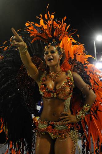 En renkli karnaval başladı