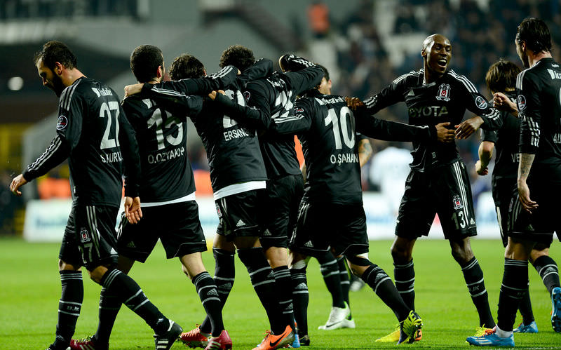 UEFA Mart ayı en iyi kulüp sıralaması