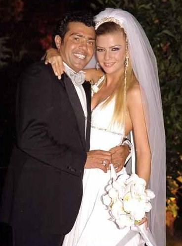 Ünlülerin bilinmeyen düğün fotoğrafları