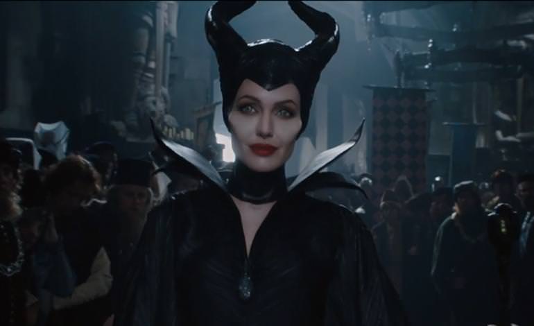 Angelina Jolie cadı olursa