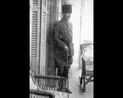 Atatürk'ün hiç bilinmeyen 300 fotoğrafı