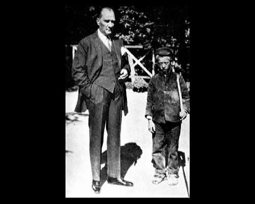 Atatürk'ün hiç bilinmeyen 300 fotoğrafı