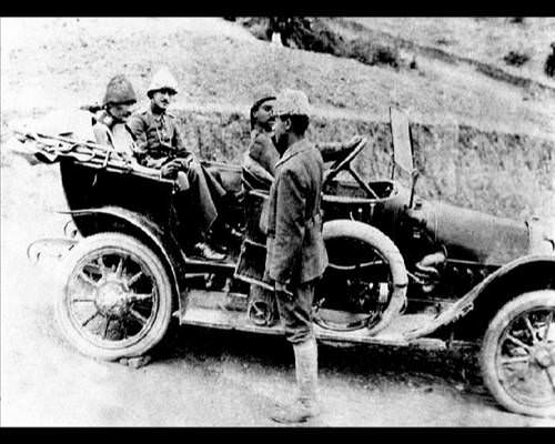 Atatürk'ün hiç bilinmeyen 300 fotoğrafı