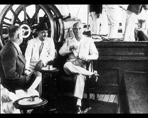 Atatürk'ün hiç bilinmeyen 300 fotoğrafı