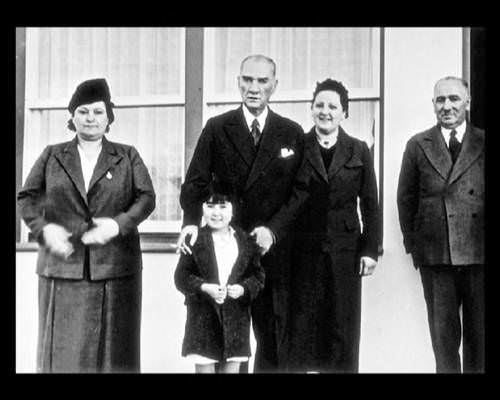 Atatürk'ün hiç bilinmeyen 300 fotoğrafı