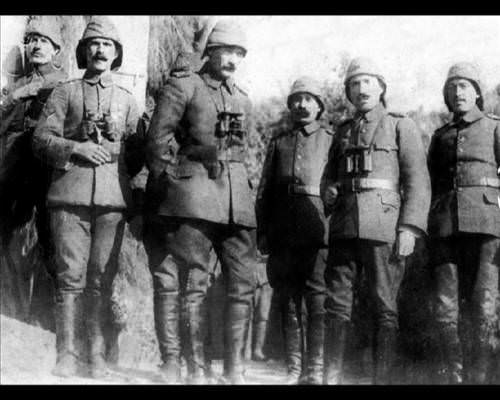 Atatürk'ün hiç bilinmeyen 300 fotoğrafı