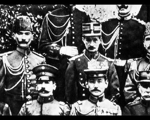 Atatürk'ün hiç bilinmeyen 300 fotoğrafı