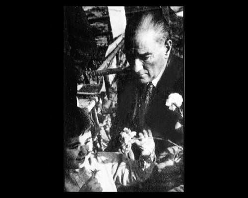 Atatürk'ün hiç bilinmeyen 300 fotoğrafı