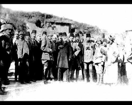 Atatürk'ün hiç bilinmeyen 300 fotoğrafı