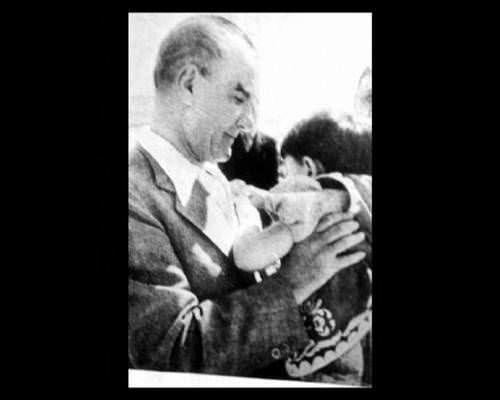 Atatürk'ün hiç bilinmeyen 300 fotoğrafı