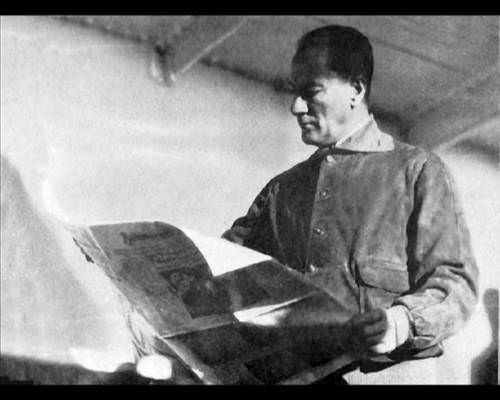 Atatürk'ün hiç bilinmeyen 300 fotoğrafı