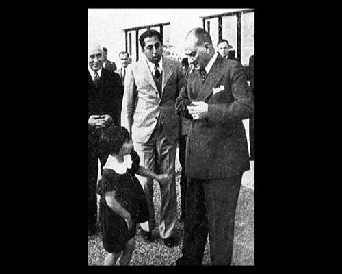 Atatürk'ün hiç bilinmeyen 300 fotoğrafı