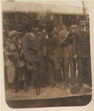 Atatürk'ün hiç bilinmeyen 300 fotoğrafı
