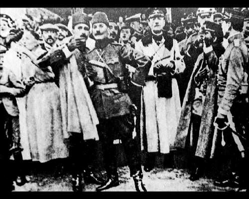 Atatürk'ün hiç bilinmeyen 300 fotoğrafı