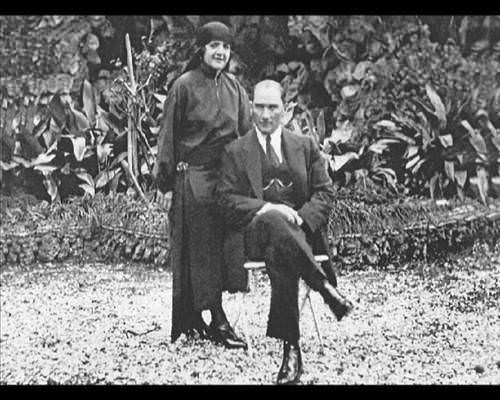 Atatürk'ün hiç bilinmeyen 300 fotoğrafı