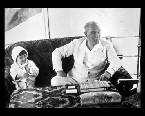 Atatürk'ün hiç bilinmeyen 300 fotoğrafı