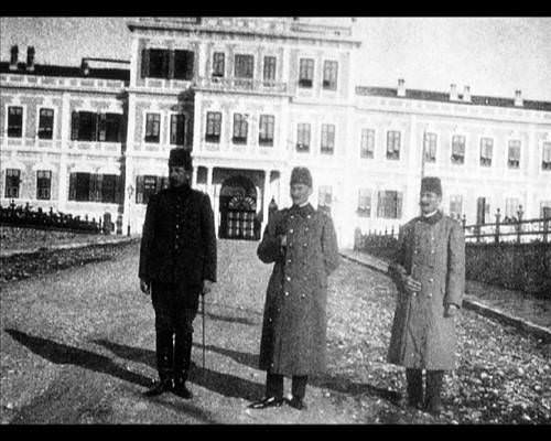 Atatürk'ün hiç bilinmeyen 300 fotoğrafı