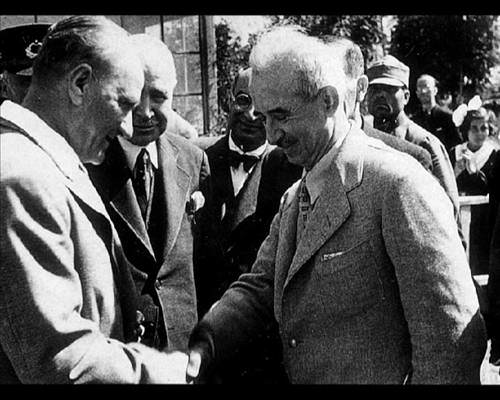 Atatürk'ün hiç bilinmeyen 300 fotoğrafı