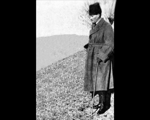 Atatürk'ün hiç bilinmeyen 300 fotoğrafı