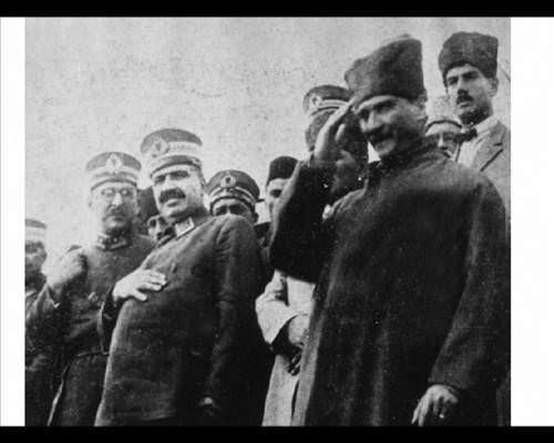 Atatürk'ün hiç bilinmeyen 300 fotoğrafı