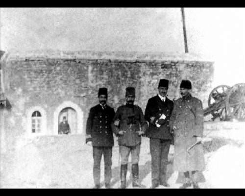 Atatürk'ün hiç bilinmeyen 300 fotoğrafı