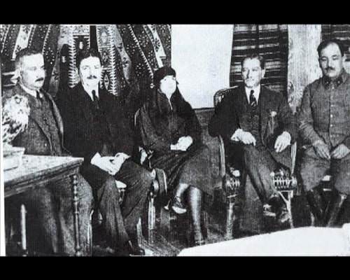 Atatürk'ün hiç bilinmeyen 300 fotoğrafı