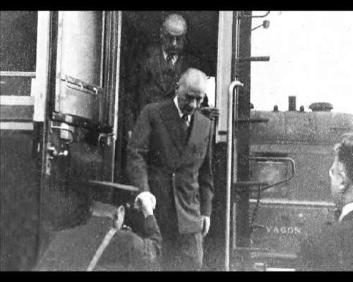 Atatürk'ün hiç bilinmeyen 300 fotoğrafı