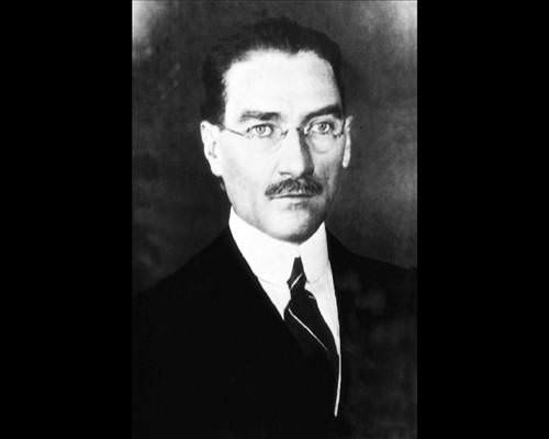 Atatürk'ün hiç bilinmeyen 300 fotoğrafı