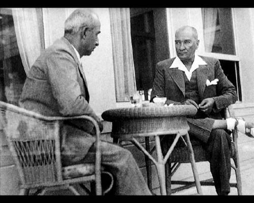 Atatürk'ün hiç bilinmeyen 300 fotoğrafı