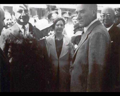 Atatürk'ün hiç bilinmeyen 300 fotoğrafı