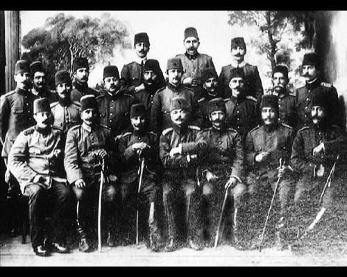 Atatürk'ün hiç bilinmeyen 300 fotoğrafı