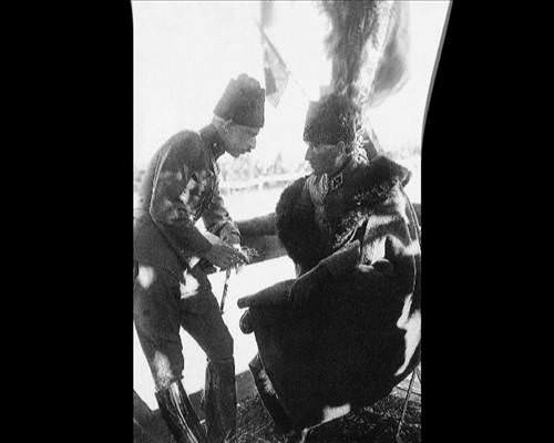 Atatürk'ün hiç bilinmeyen 300 fotoğrafı