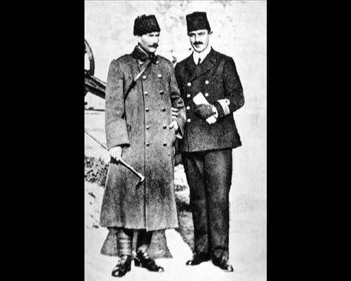 Atatürk'ün hiç bilinmeyen 300 fotoğrafı
