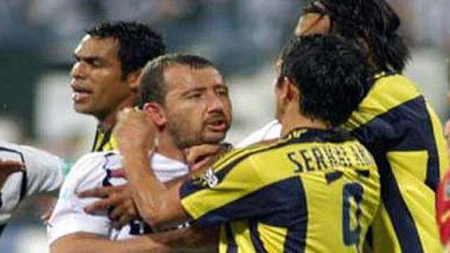 Tarihin en arıza 10 futbolcusu