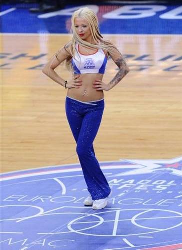 Fanatik Fenerbahçeli ve Efes Kızı