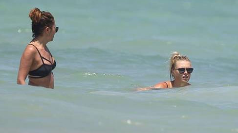 Ünlü tenisçi, bikiniye karşı