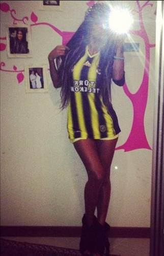 Fanatik Fenerbahçeli ve Efes Kızı