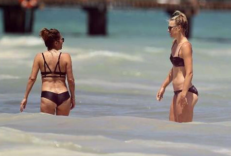 Ünlü tenisçi, bikiniye karşı