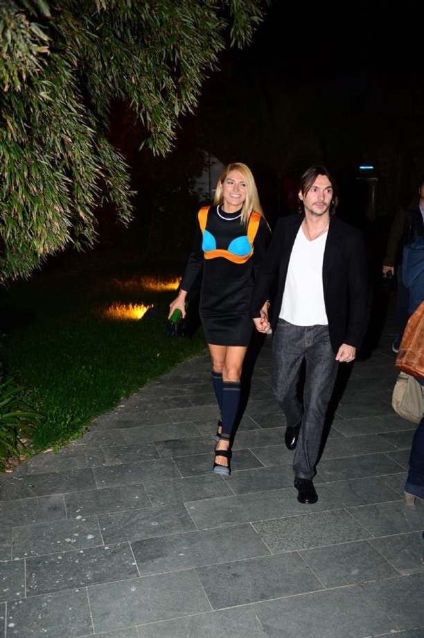 Ünlüler Adriana'nın partisine akın etti!