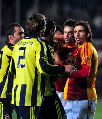 Galatasaray-Fenerbahçe derbisinin en unutulmaz anları