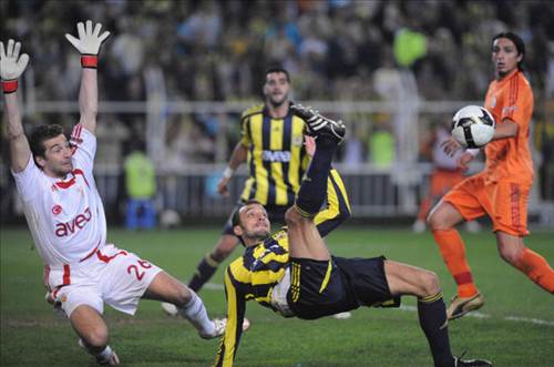 Galatasaray-Fenerbahçe derbisinin en unutulmaz anları