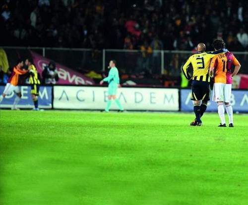 Galatasaray-Fenerbahçe derbisinin en unutulmaz anları