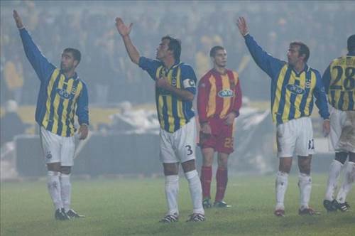 Galatasaray-Fenerbahçe derbisinin en unutulmaz anları