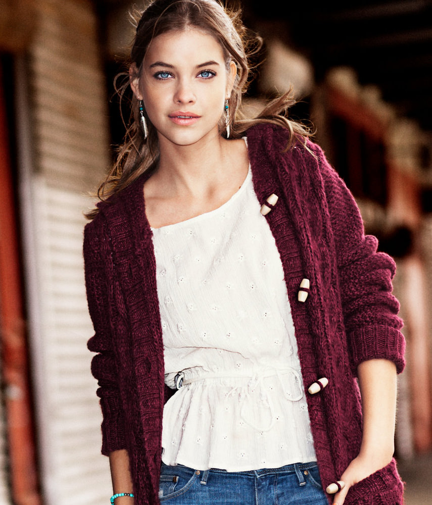 Barbara Palvin adım adım zirveye çıkıyor