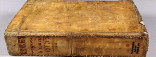 İnsan derisinden kitap!