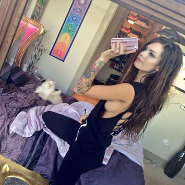 Yan profil güzelleri