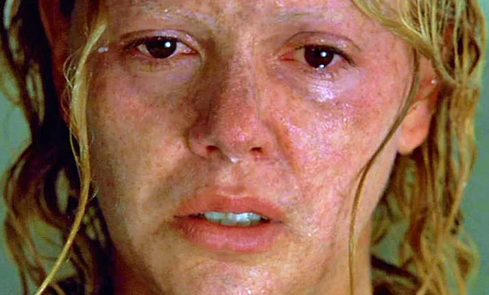 Rol gereği çirkinleştiler