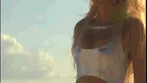 Kortların unutulmaz güzeli Anna Kournikova